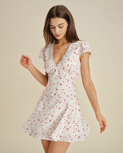 Vestido mini floral de renda marfim com decote em V