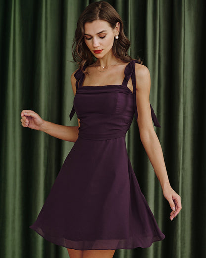 Vestido mini de chiffon roxo com alças de amarrar