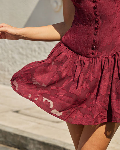Vestido Mini Evasê em Jacquard Vermelho com Decote Canoa