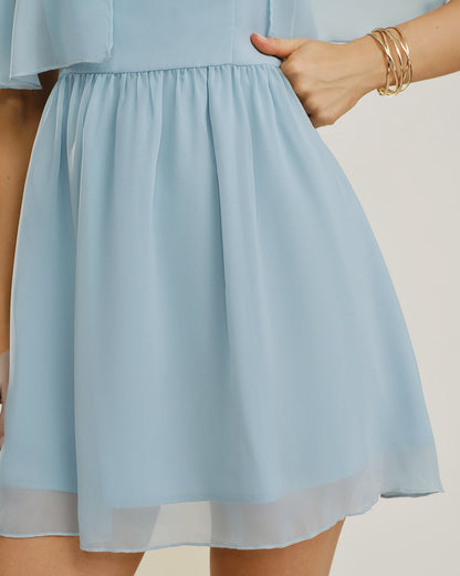 Vestido curto de chiffon com decote coração — Azul