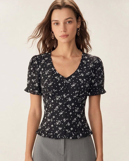 Blusa floral preta com decote em U