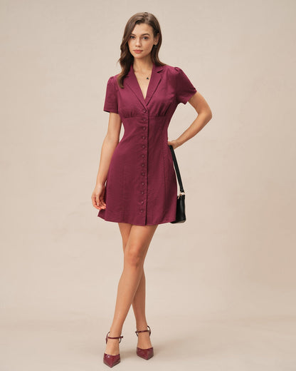 Vestido Curto Vermelho com Decote em V e Botões