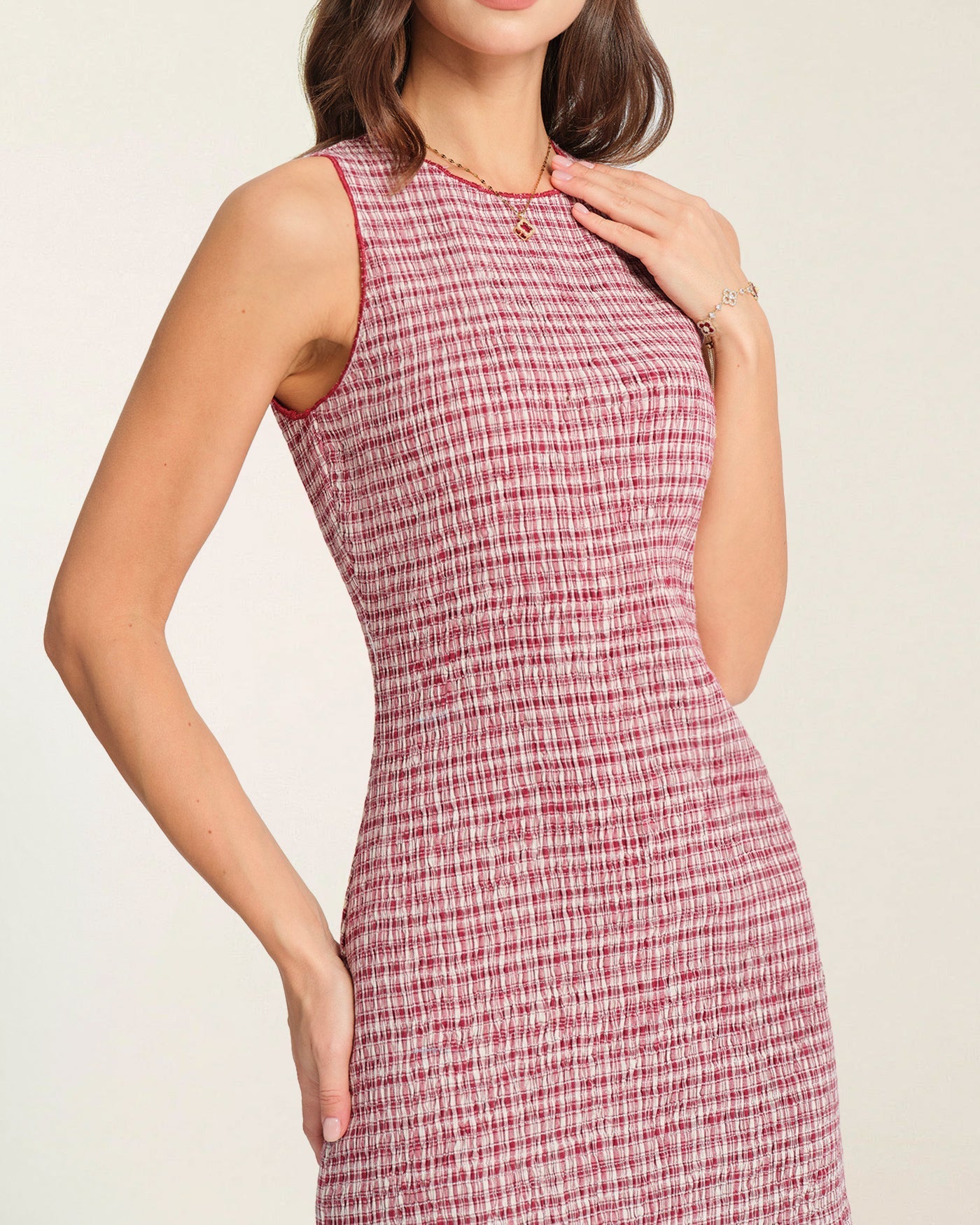 Minivestido xadrez vermelho com babados